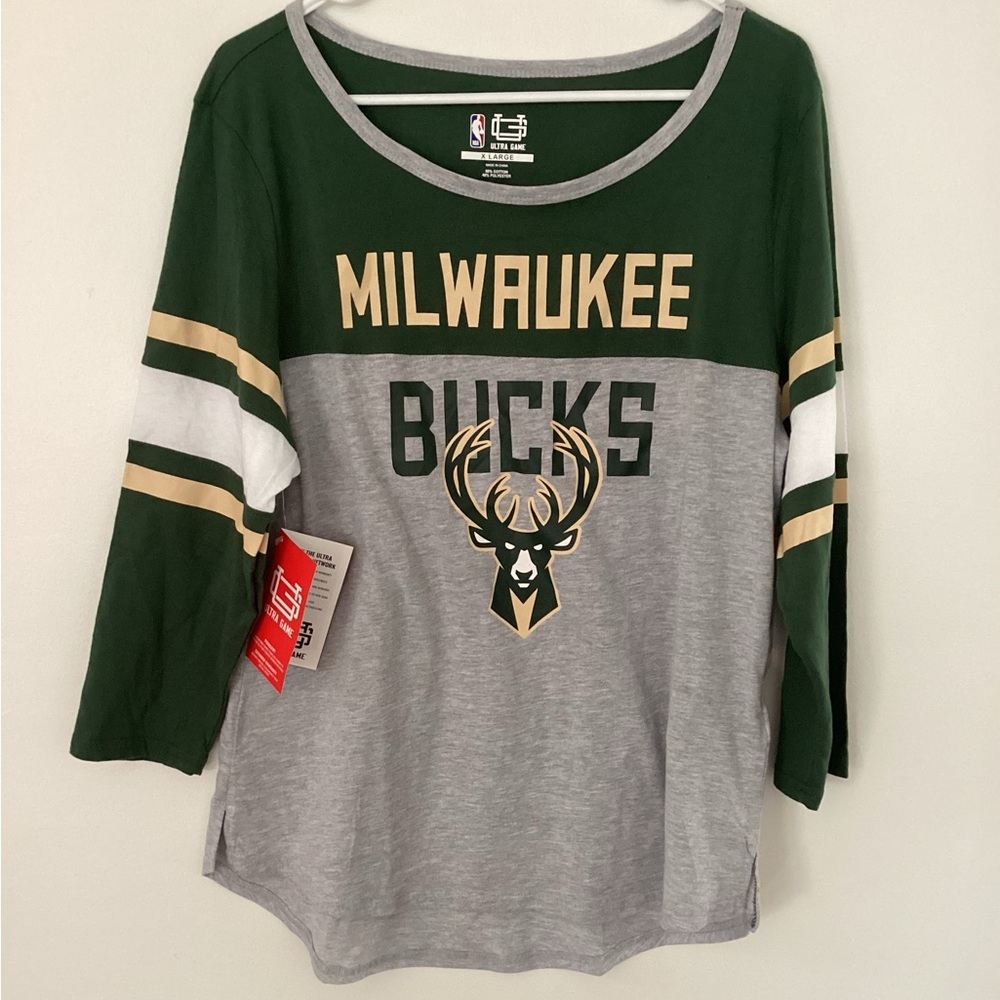 Milwaukee Bucks  Woman Tshirt -Ultra Game Size XL, 3/4 Sleeve